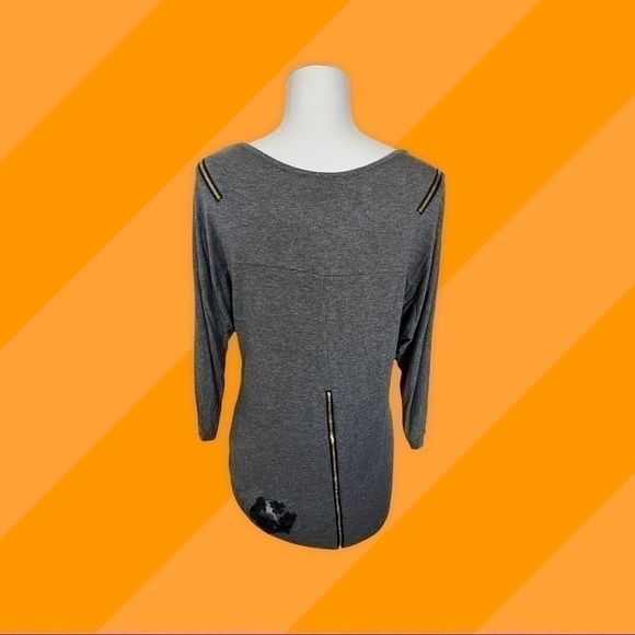 Bebe Gorgeous Shirt Size Small - Picture 3 of 4